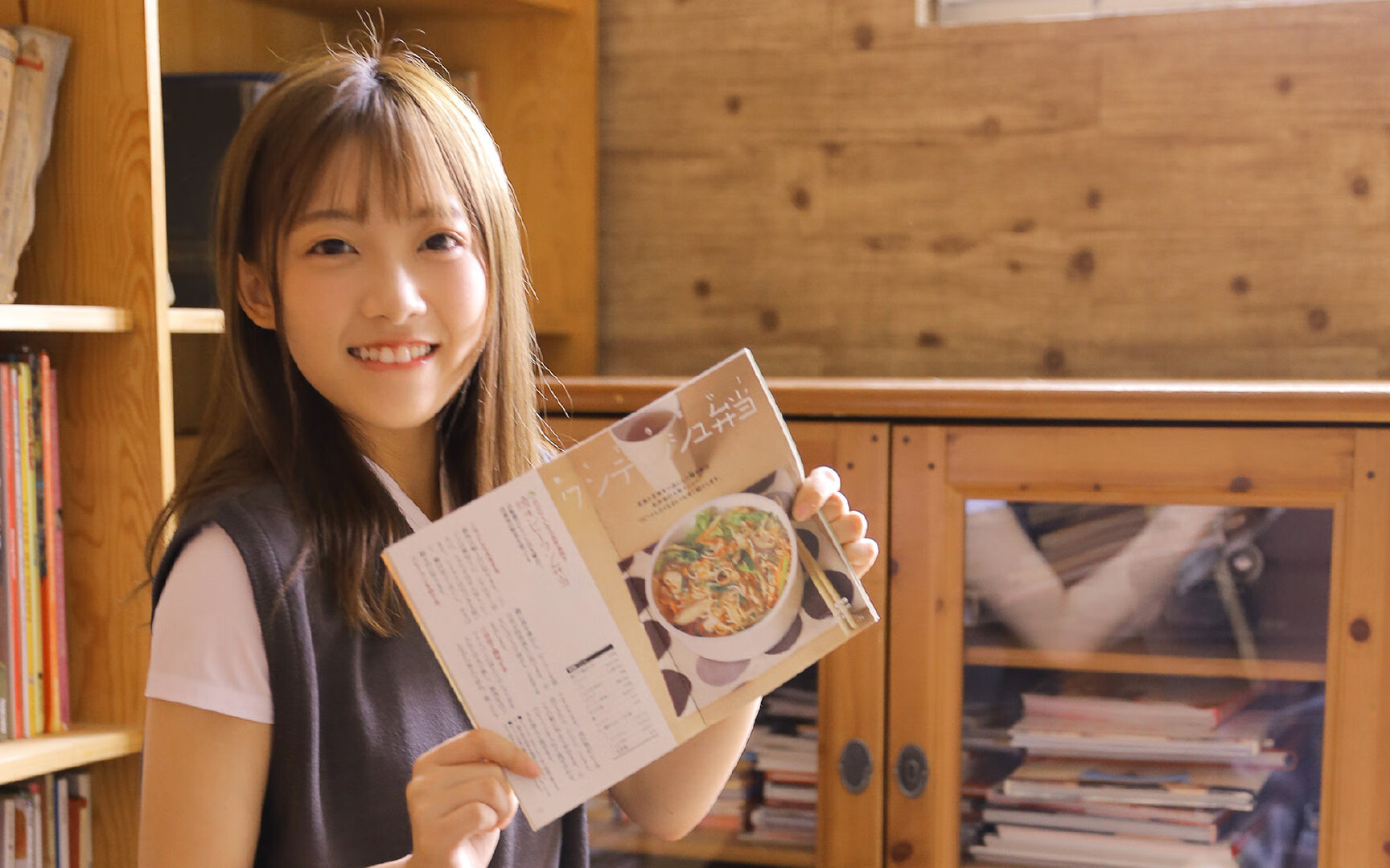 kaiyun.com-国王前锋带伤训练展现不屈斗志，国王前锋带伤训练展现不屈斗志的视频