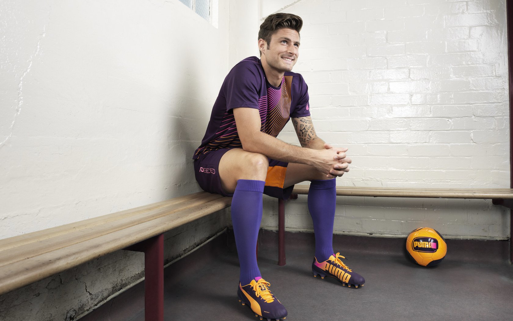 中超联赛球队引援力度明显加强，中超增加球队